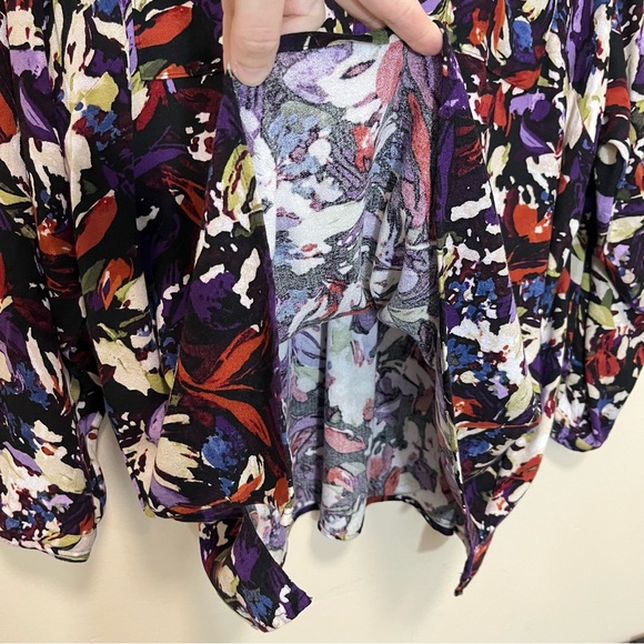 CJ Banks Floral Print V-Neck Blouse - Picture 5 of 11